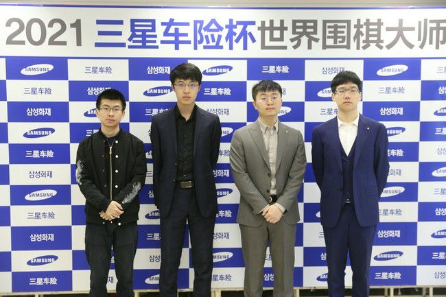 英力士董事长拉特克利夫爵士表示：“作为一名本地的男孩，以及俱乐部一辈子的支持者，我很高兴我们能够与曼联董事会达成协议，将足球运营的管理责任委托给我们。